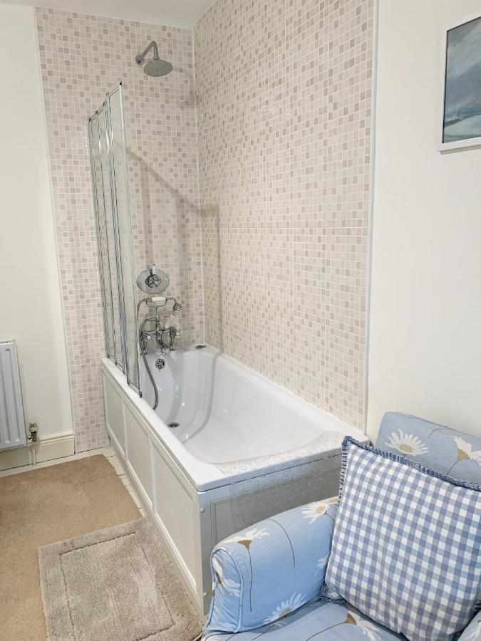 Dalton House Bed And Breakfast Экстерьер фото